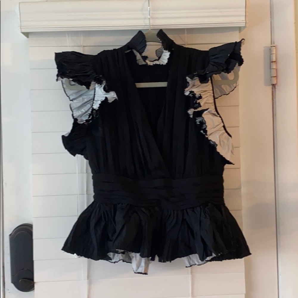 Zara bloggers favorite black white top medium